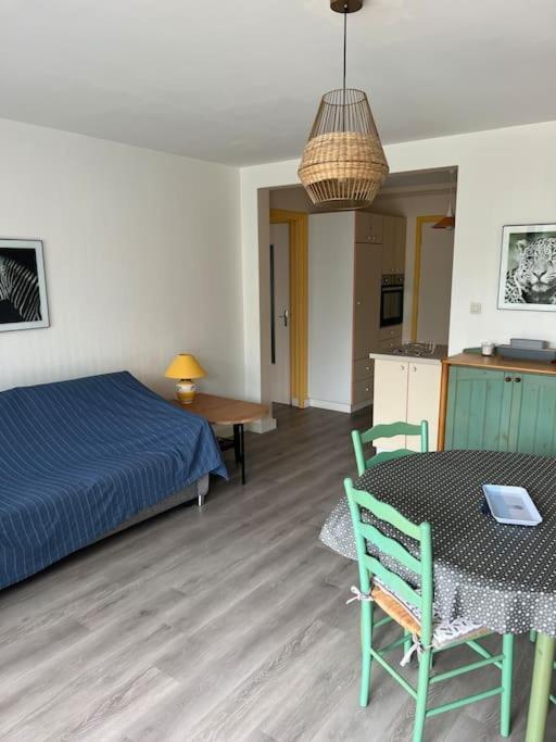 רוסקוף Bel Appartement De Bord De Mer Avec Veranda מראה חיצוני תמונה